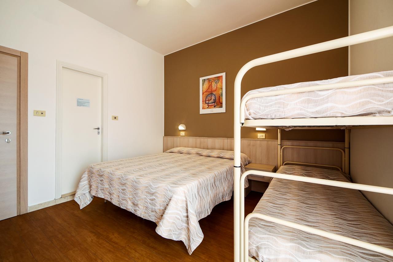 Hotel Susanna Rimini Zewnętrze zdjęcie