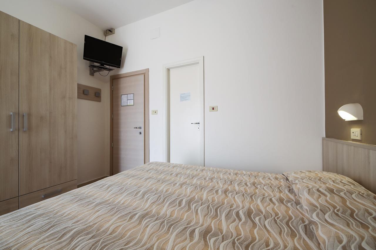 Hotel Susanna Rimini Pokój zdjęcie