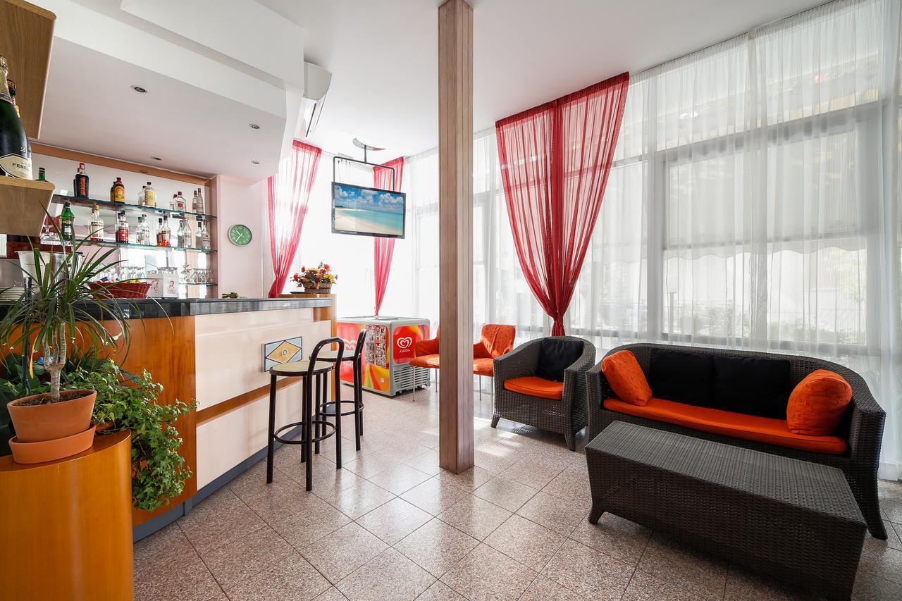 Hotel Susanna Rimini Zewnętrze zdjęcie